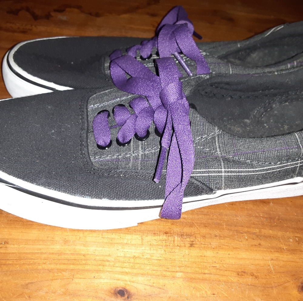 Mens 7 Tony Hawk skate shoes
